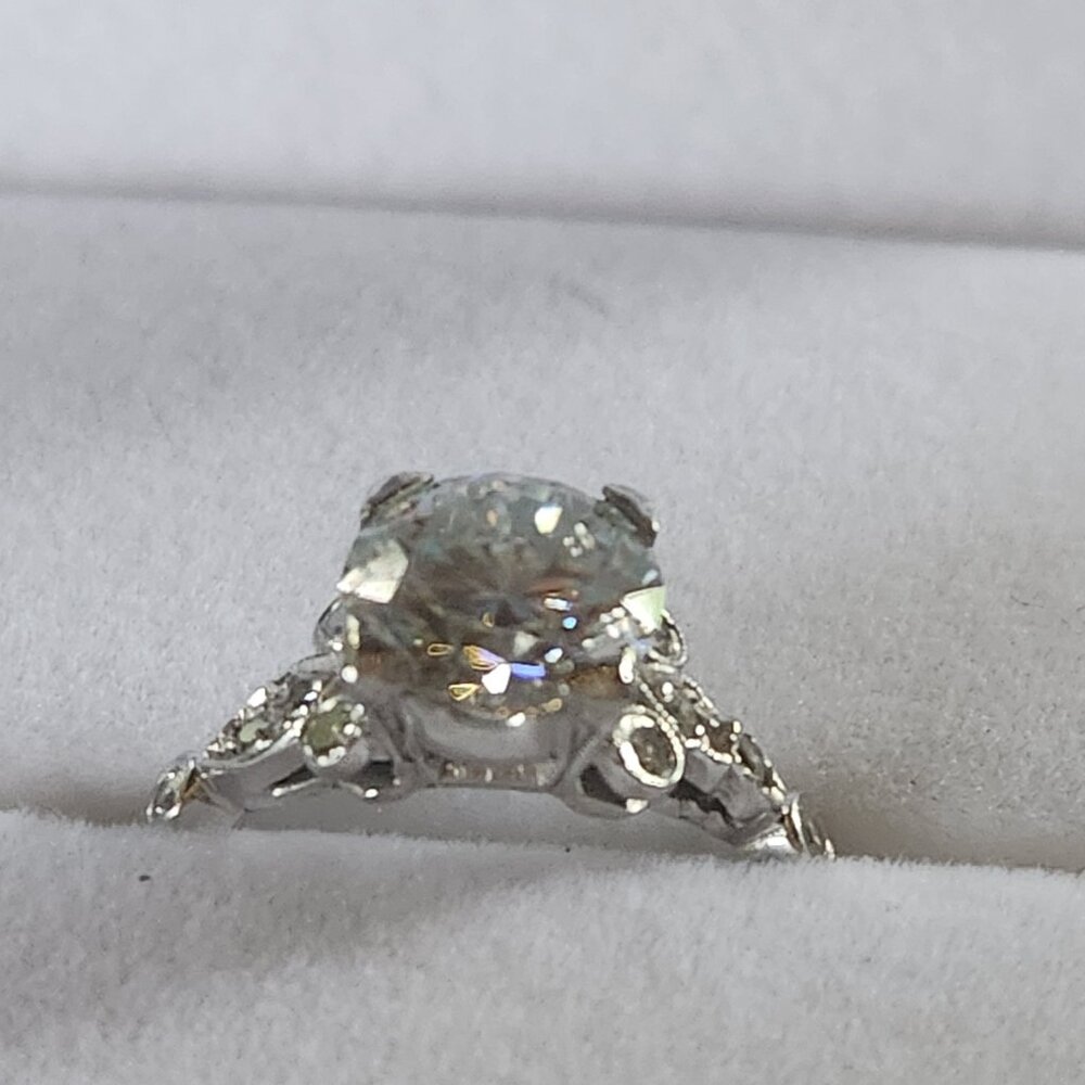 Vintage PLATINUM solitaire ENGAGMENT RING 2 CT Charles Colvard Moissanite. Sz 6 - Picture 15 of 16